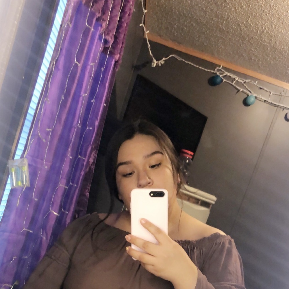 Meet your Posher, Carmen